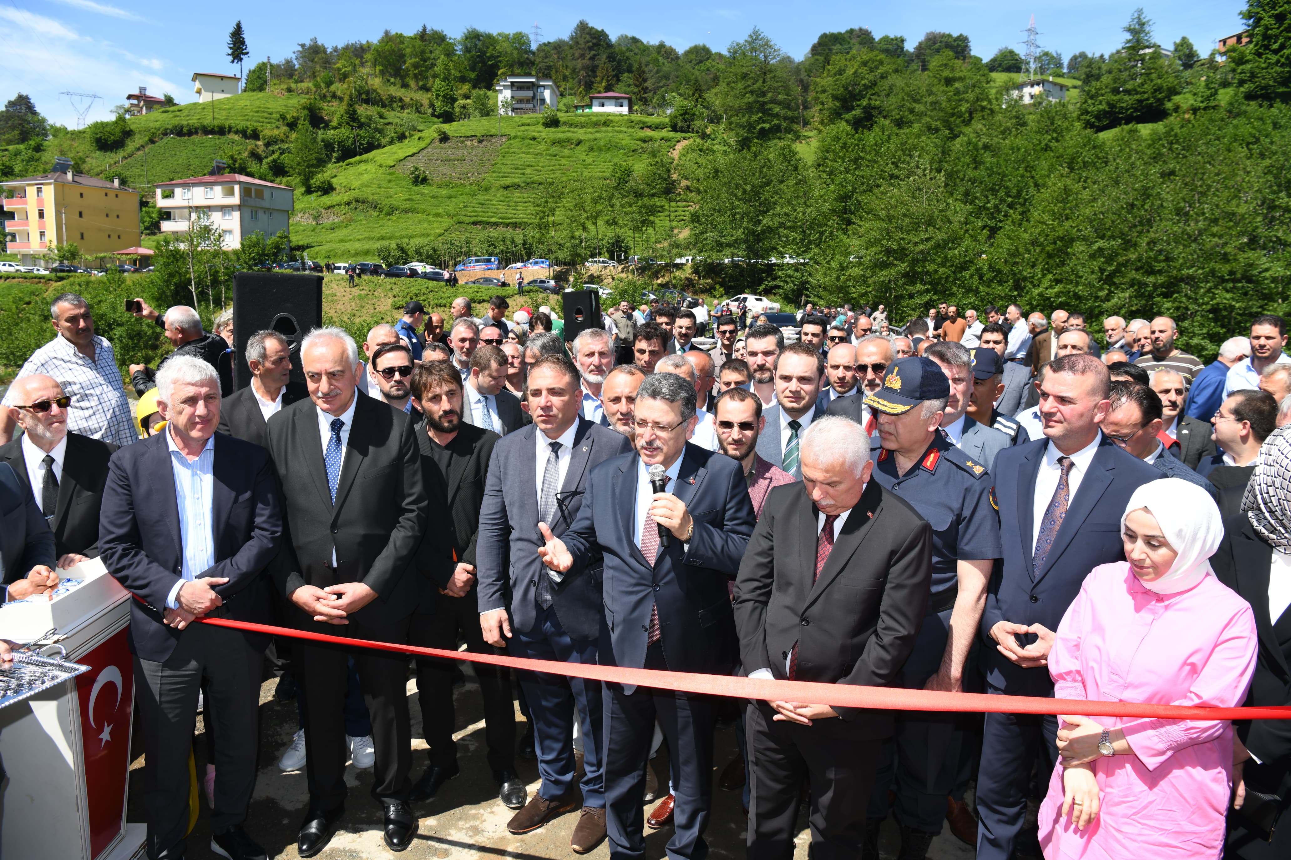 ençlik Merkezi Açılışı ile Sosyal Hayata Yeni Bir Soluk